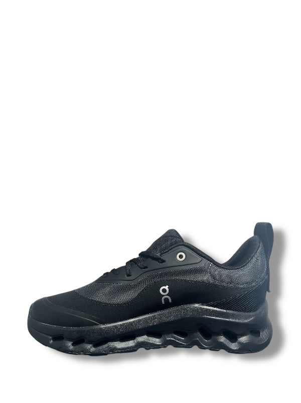 On Running Loewe Black
