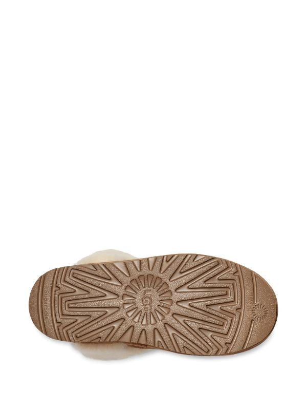 UGG Classic Chillapeak boots