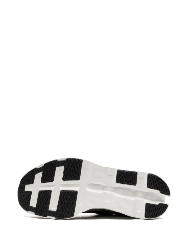 On Running Cloud Monster 2 "Black/White