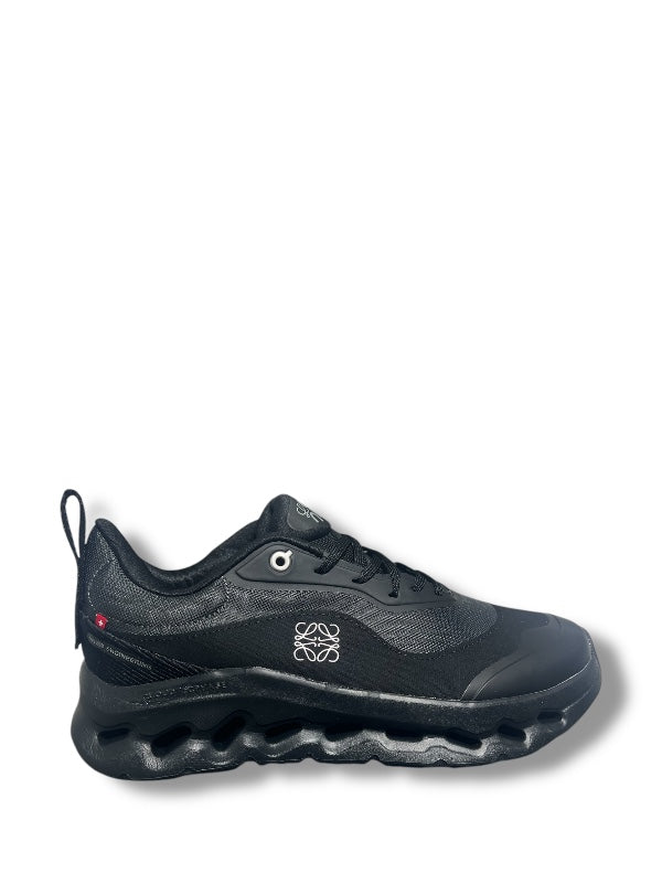 On Running Loewe Black