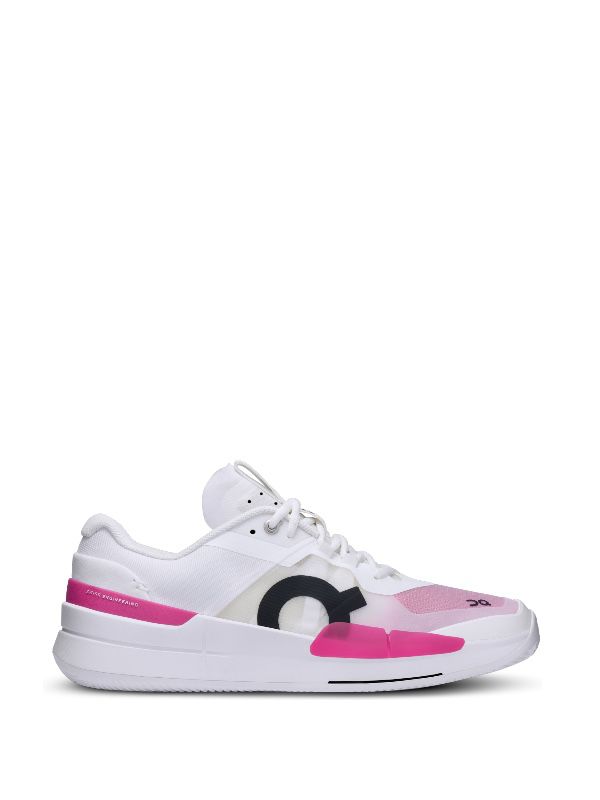 on the roger pro clay 2 white pink